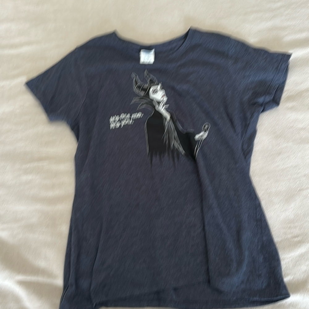 Ladies baby blue maleficent it’s not me it’s you graphic tee